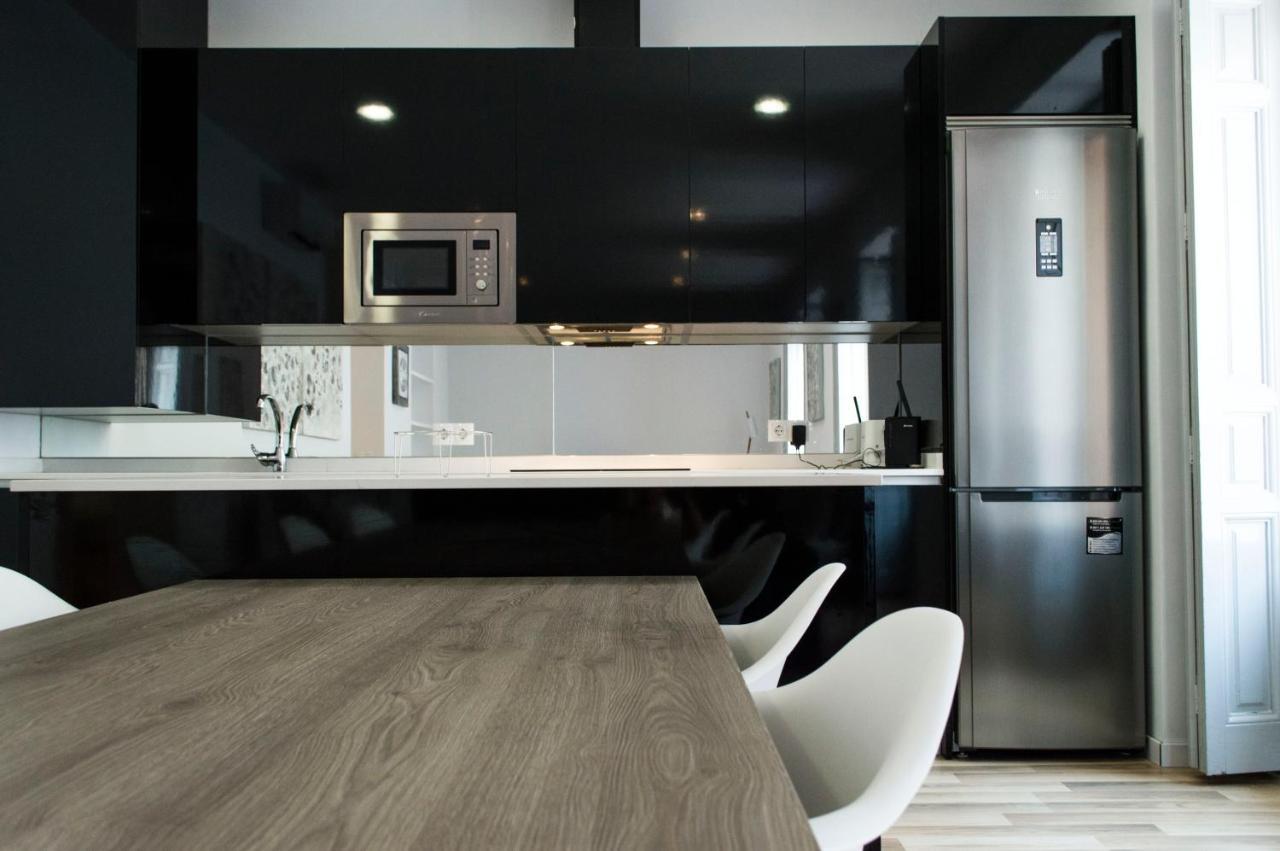 For You Rentals New Design Apartment Temporal Puerta Del Sol Pre10C Madrid Kültér fotó