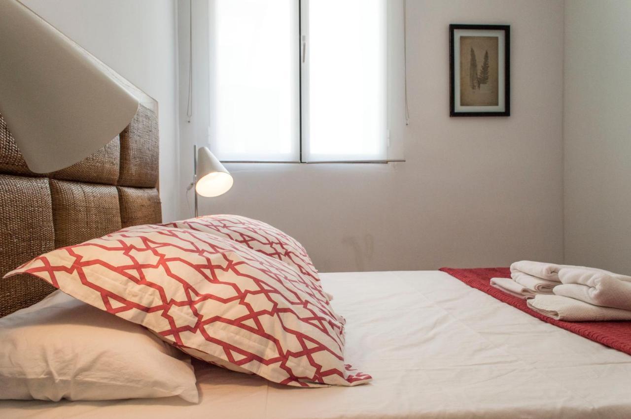 For You Rentals New Design Apartment Temporal Puerta Del Sol Pre10C Madrid Kültér fotó