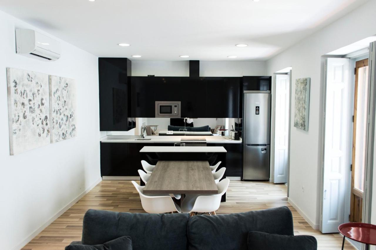 For You Rentals New Design Apartment Temporal Puerta Del Sol Pre10C Madrid Kültér fotó