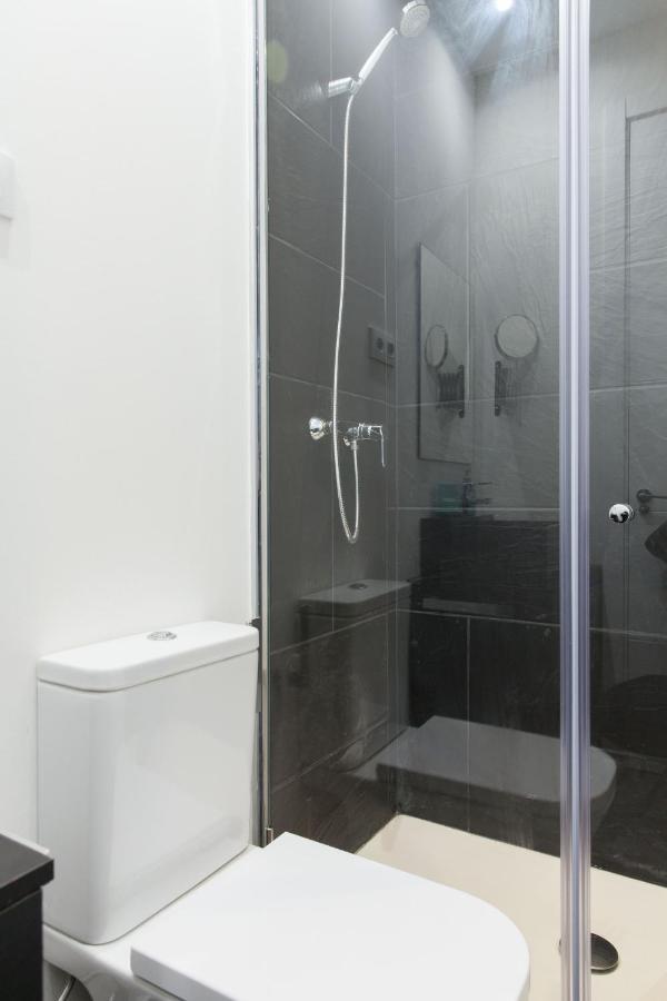 For You Rentals New Design Apartment Temporal Puerta Del Sol Pre10C Madrid Kültér fotó