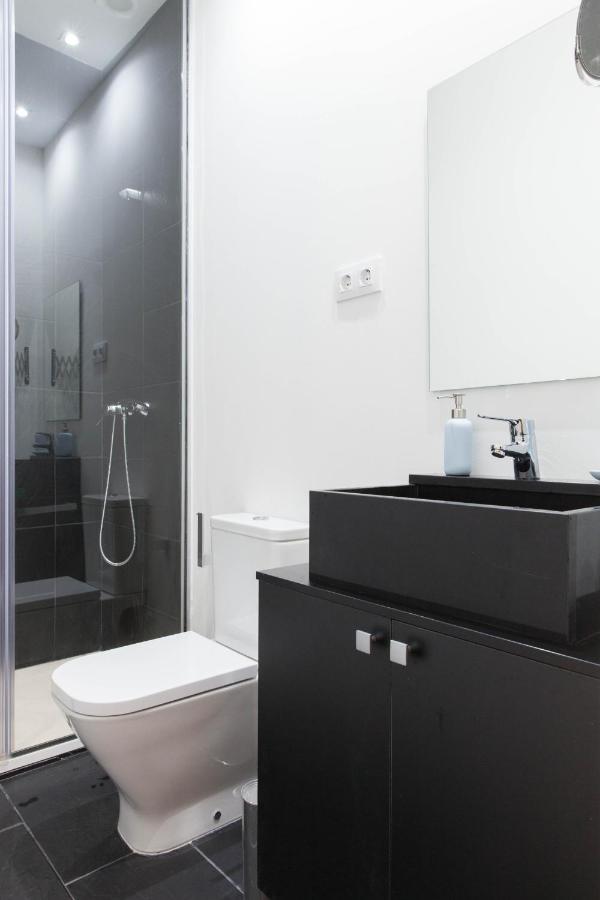 For You Rentals New Design Apartment Temporal Puerta Del Sol Pre10C Madrid Kültér fotó