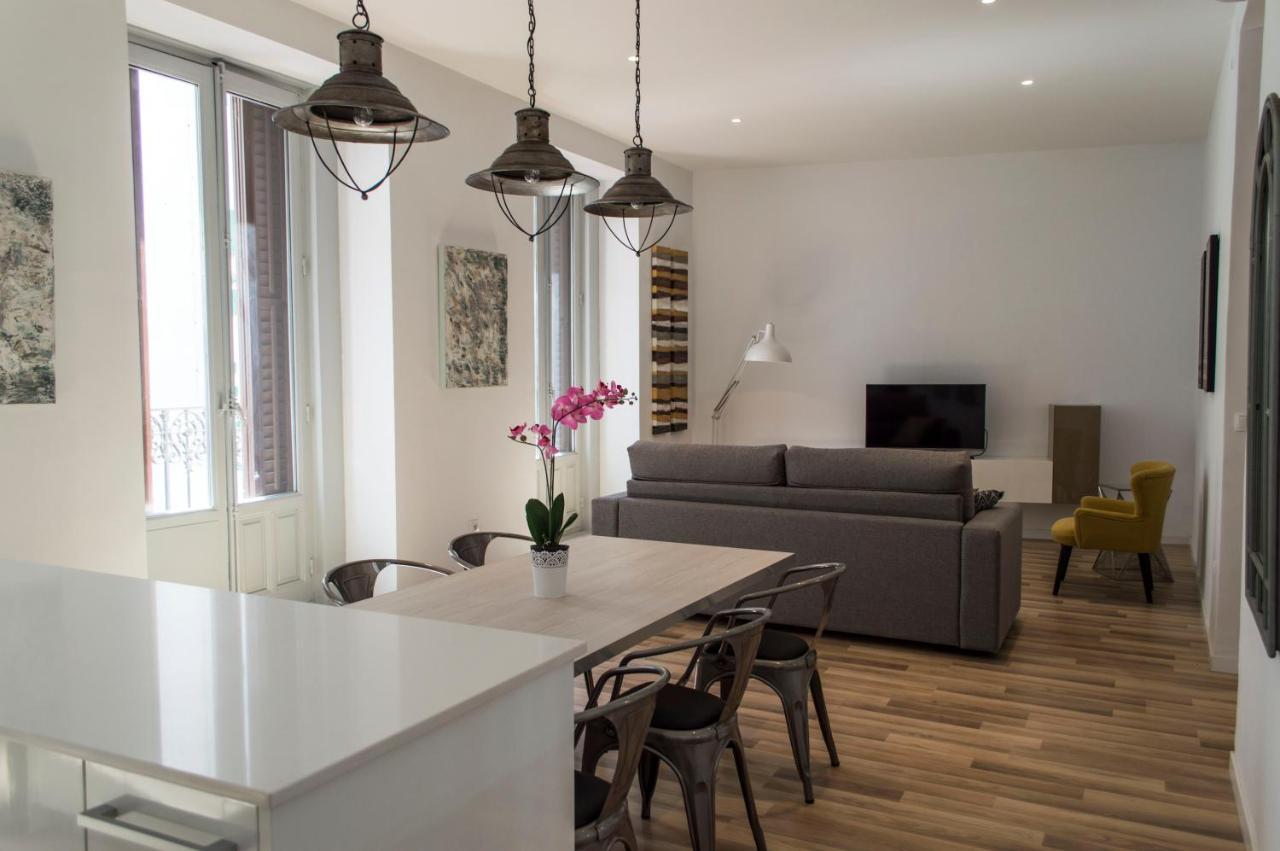 For You Rentals New Design Apartment Temporal Puerta Del Sol Pre10C Madrid Kültér fotó